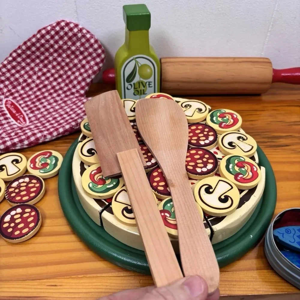 Melissa and Doug Pizza Party Set Wooden Toddler‎ Play Kitchen Restaurant Toy